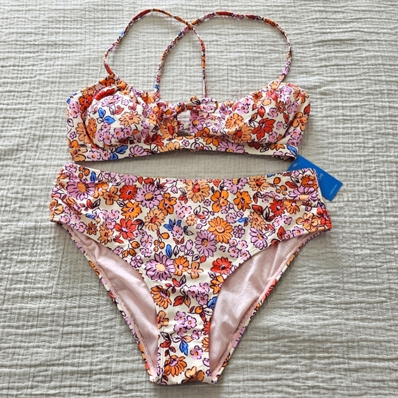 Cupshe Arty Petals Shirred Lace Back Bralette Mid Rise Bikini Set Sz Large NWTS - Picture 4 of 16